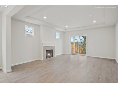 344 S 7th St, Carlton, OR 97111 - photo 5