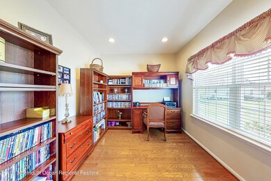 139 Eleanor Rd, Manchester, NJ 08759 - photo 7