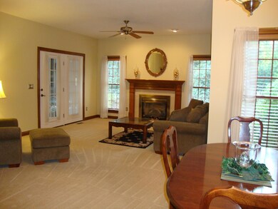 5319 Castle Pines, Columbus, OH 43235 - photo 4