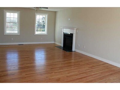 285 Mitchells Ln, Middletown, RI 02842 - photo 7