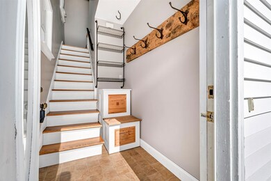 81 Merrimac St unit 2B, Portsmouth, NH 03801 - photo 2