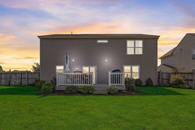 13322 Middlewood Ln, Fishers, IN 46038 - photo 2