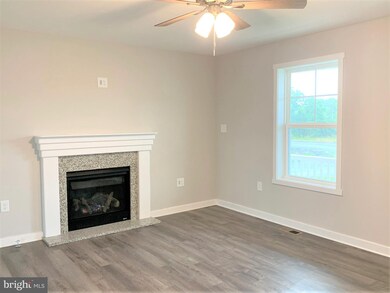 114 Constellation Rd, Inwood, WV 25428 - photo 4