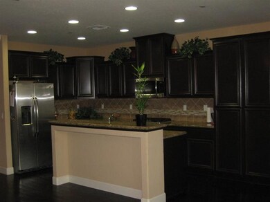 7033 E Ramona Way, Fresno, CA 93727 - photo 3