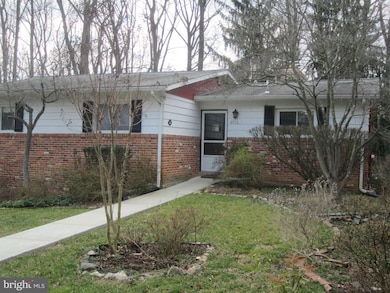 8713 Susanna Ln, Chevy Chase, MD 20815 - photo 2