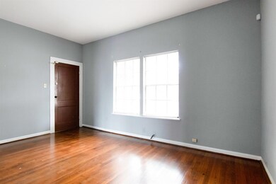 2401 Driscoll St unit 2, Houston, TX 77019 - photo 4