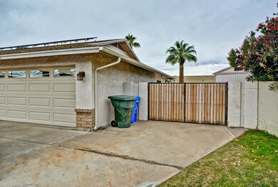 902 E Rockwood Dr, Phoenix, AZ 85024 - photo 4