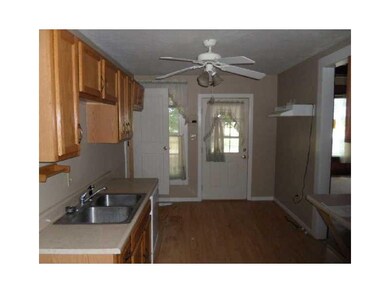 401 N Columbia St, Boswell, IN 47921 - photo 3