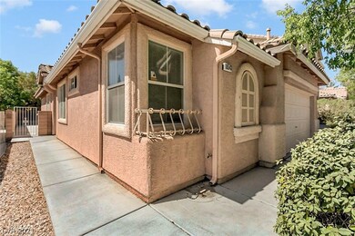 10543 Cedar Run Ct, Las Vegas, NV 89135 - photo 4