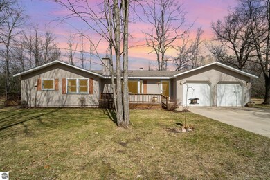 124 Frosh Dr, West Branch, MI 48661 - photo 2