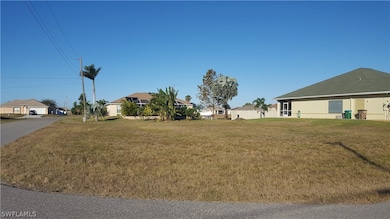 2800 NE 3rd Ave, Cape Coral, FL 33909 - photo 2