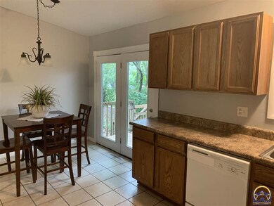 3218 SW Twilight Dr, Topeka, KS 66614 - photo 7