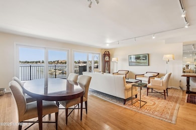 13-web-or-mls-Bodman Pl-S1209-013