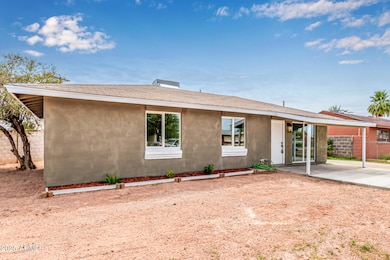 3827 W Cypress St, Phoenix, AZ 85009 - photo 6