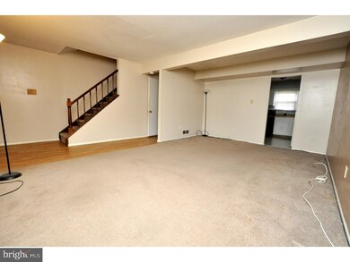 204 Burnamwood Dr, Mount Laurel, NJ 08054 - photo 3