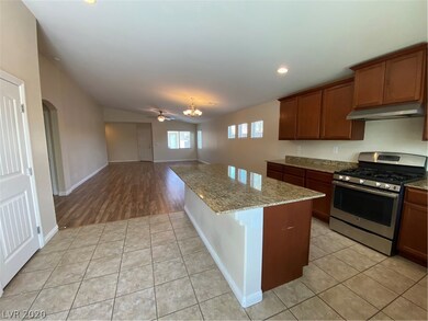 Open floorplan. Great for entertaining.