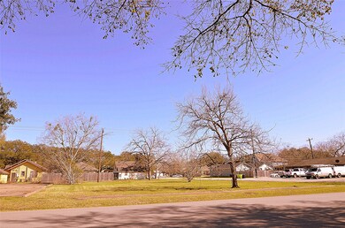 0 Avenue J, Rosenberg, TX 77471 - photo 2