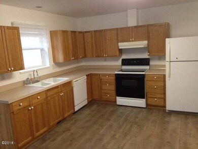 536 SE Neptune Ave, Lincoln City, OR 97367 - photo 2