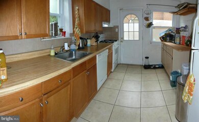 5704 Euclid St, Cheverly, MD 20785 - photo 4