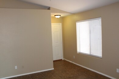 555 N Canfield, Mesa, AZ 85207 - photo 2