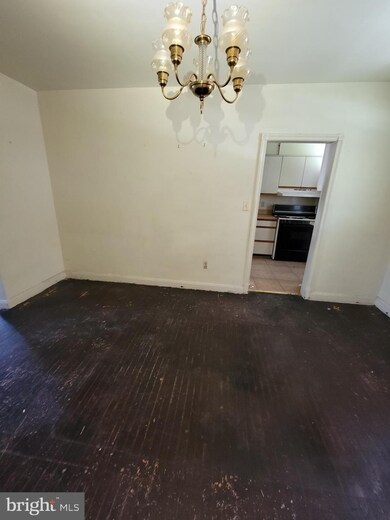 3426 Parklawn Ave, Baltimore, MD 21213 - photo 7