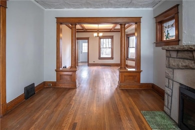 4201 Holly St, Kansas City, MO 64111 - photo 5