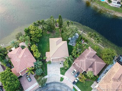 11191 NW 70th St, Doral, FL 33178 - photo 3