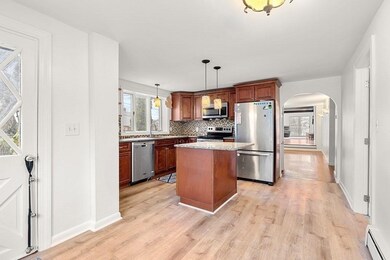 27 Fairview Ave, Swampscott, MA 01907 - photo 5