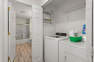 17193 Higdon Dr unit 5, Brownstown, MI 48193 - photo 5