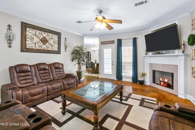 124 Gaddy Dr-7