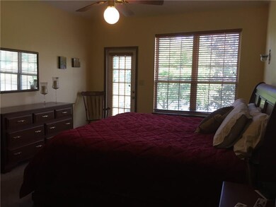 10262 Hawks Lake Dr, Fishers, IN 46037 - photo 7