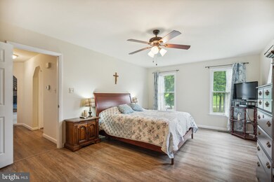 8690 Lowell Rd, Pomfret, MD 20675 - photo 5