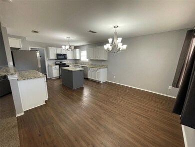 333 Pecos Dr, Weatherford, TX 76086 - photo 7