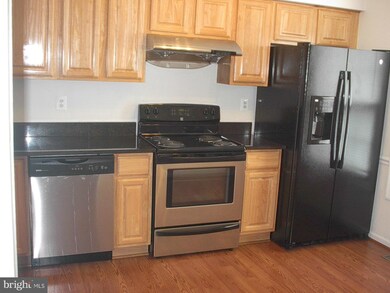 8252 Vernon St, Manassas, VA 20109 - photo 4