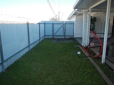 2700 Bayou Adois Ct, Marrero, LA 70072 - photo 5