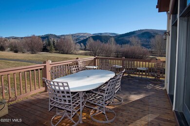 11-StagCoachWay-MLS_29
