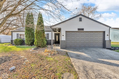 7640 Gordon Way, Indianapolis, IN 46237 - photo 2