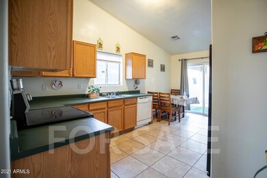 5_kitchen
