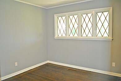 208 Cliffside Ave, Shelbyville, TN 37160 - photo 7