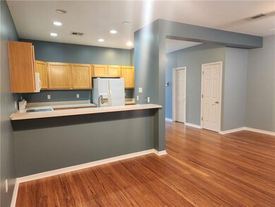 living/kitchen