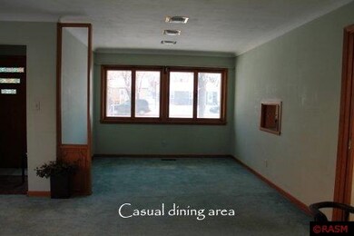 307 N Garden St, New Ulm, MN 56073 - photo 6