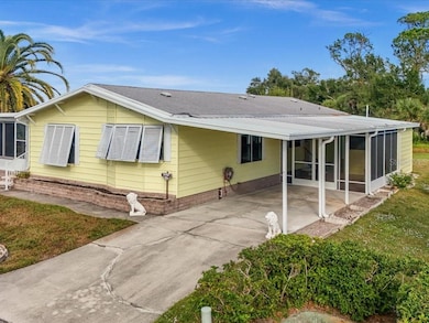 809 MANCHESTER COURT IS LOCATED ON A QUIET CUL-DE-SAC