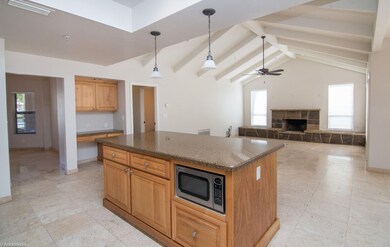 6 12246 N 86th Pl Kitch Family