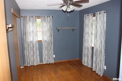 8 W 42nd Street Ct, Davenport, IA 52806 - photo 5