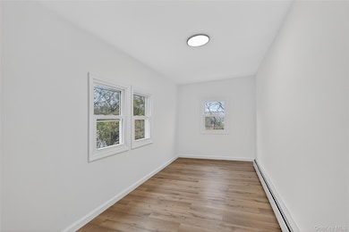 193 Schutt Rd, Middletown, NY 10940 - photo 4