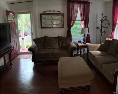 4115 W Grant St, Slatedale, PA 18079 - photo 2