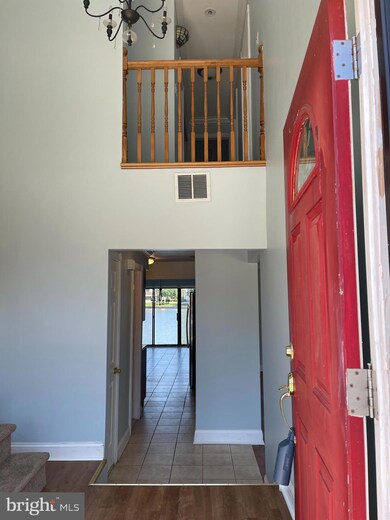 18 Tulip Ct, Mount Laurel, NJ 08054 - photo 4