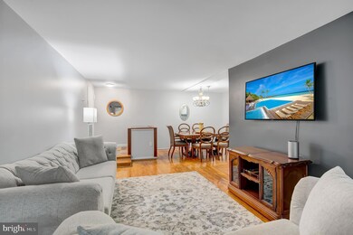 406 Girard St unit 204, Gaithersburg, MD 20877 - photo 4