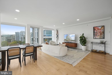 Waterfront Tower unit 706, Washington, DC 20024 - photo 3