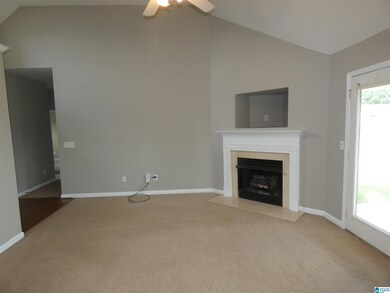 164 Camden Lake Dr, Calera, AL 35040 - photo 5